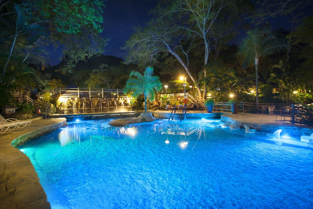 rio quente resorts cristal resort