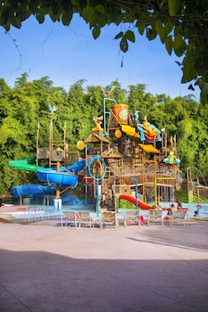 rio quente resorts cristal resort