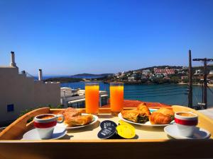 erato apartments