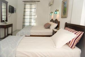 erato apartments
