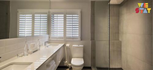 max executive apartments