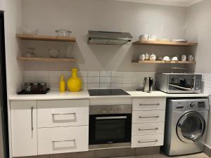 max executive apartments