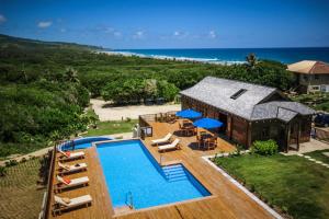 Santosha Barbados,Bathsheba>>Barbados,0 star