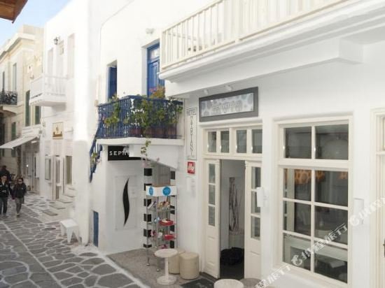 karboni hotel