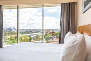 Holiday Inn Sydney Potts Point By Ihg,Kings Cross>>Glebe,4 star