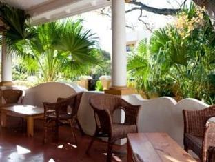 ashanti guest house gardens