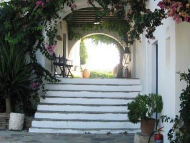antonina hotel apartments