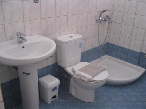 antonina hotel apartments