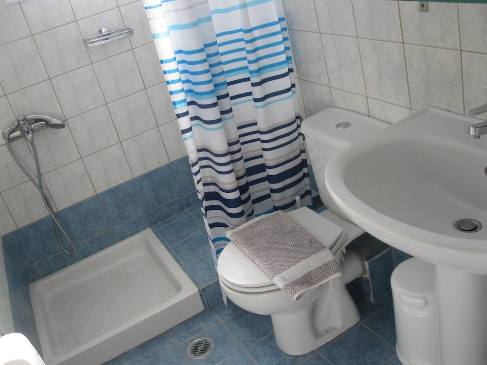 antonina hotel apartments