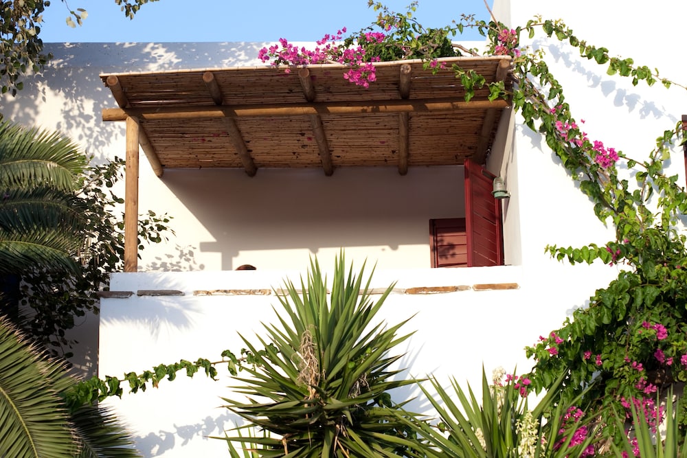 antonina hotel apartments