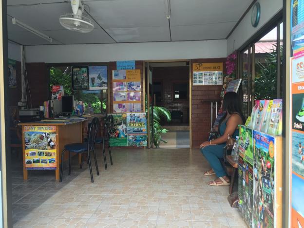 coconut grove hotel samui hostel