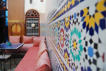 fes