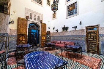 fes