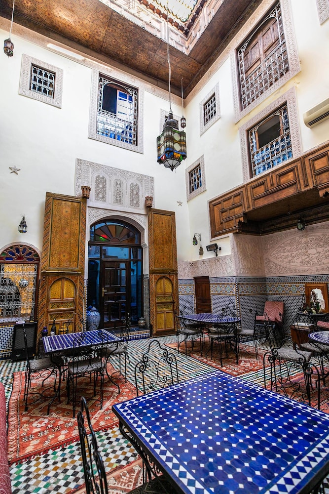 fes