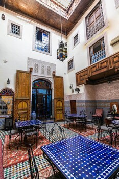 fes