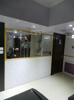 Yue Ka Hotel,Kowloon>>Hong Kong,2 star