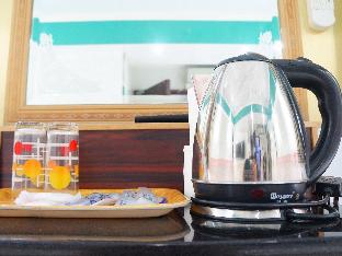 Yue Ka Hotel,Kowloon>>Hong Kong,2 star