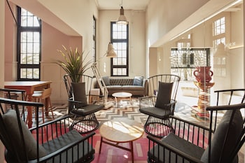 Generator Amsterdam,Plantage>>Amsterdam,2 star