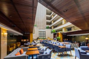 Holiday Inn Singapore Orchard City Centre By Ihg,Orchard Road>>Orchard,4 star
