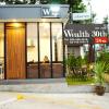 wealth 30th apartment