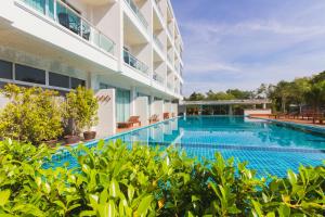 the pano hotel and residence