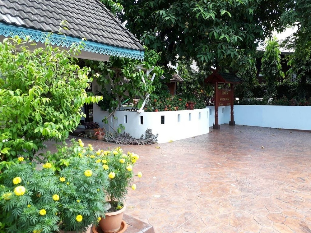 wiriya house