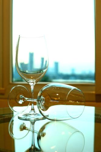 the sunreno hotel bangkok