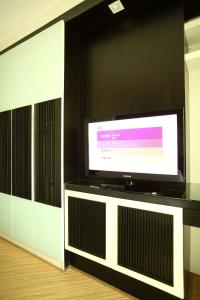 the sunreno hotel bangkok