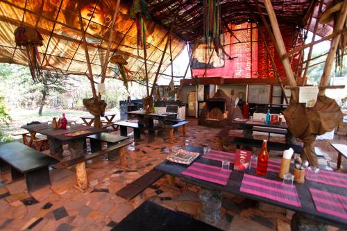 saraya art cafe bandb