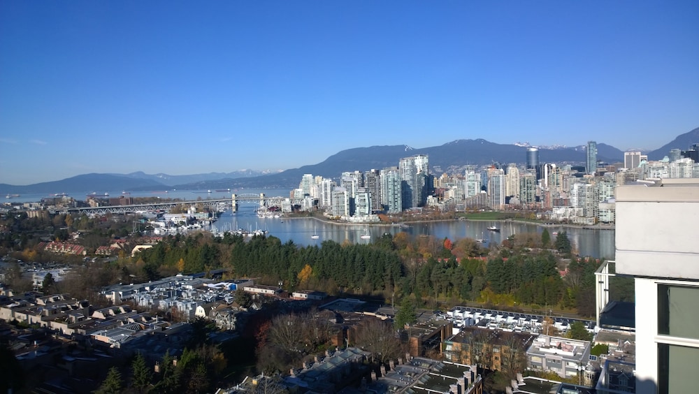 holiday inn vancouver centre by ihg