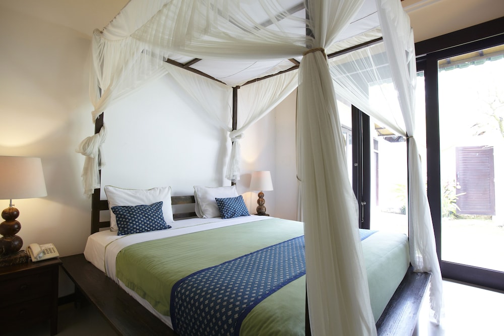 artemis villa and hotel