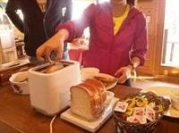 breakfast at tiffanys pension