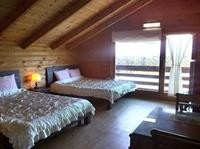 breakfast at tiffanys pension