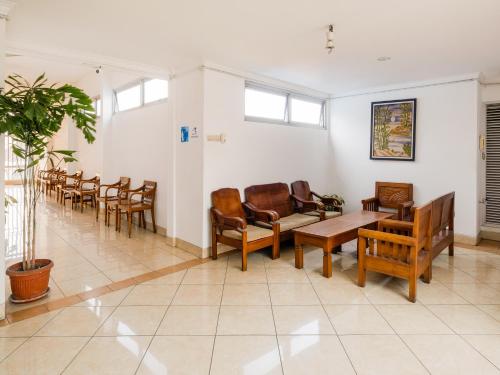 hotel poncowinatan tugu