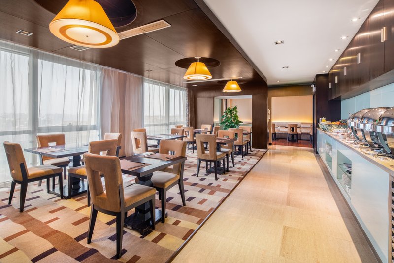 holiday inn xian greenland century city an ihg hotel