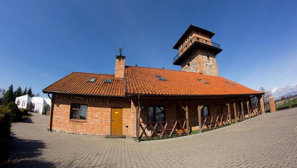 dworek debowko