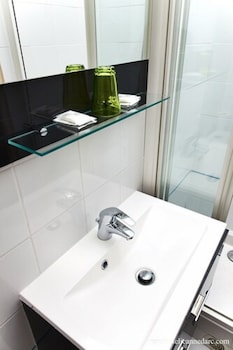 hotel jeanne darc le marais