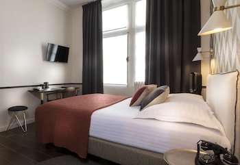 hotel jeanne darc le marais