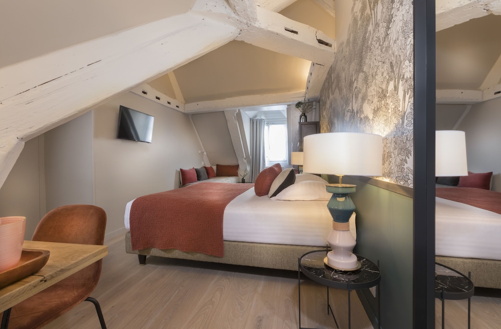 hotel jeanne darc le marais