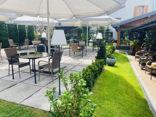 art and garden residence