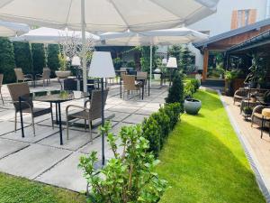 art and garden residence