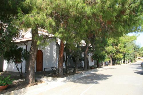 Testa Di Monaco Natural Beach,Capo D'orlando>>Brolo,2 star
