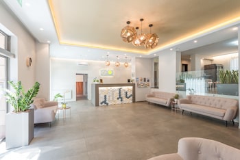 maple tree apartments