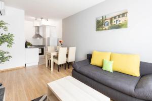 maple tree apartments