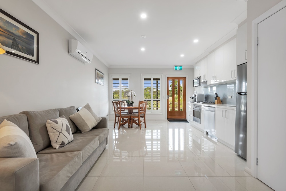 the oxley estate