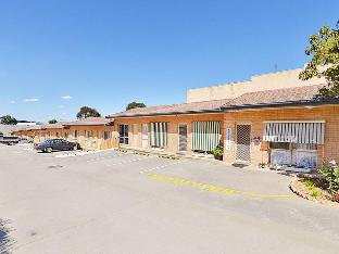 cranbourne motor inn