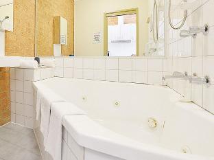 cranbourne motor inn