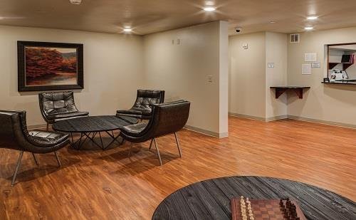 woodspring suites columbus ne i 270 airport