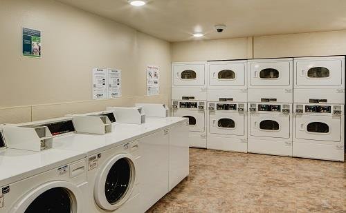 woodspring suites columbus ne i 270 airport
