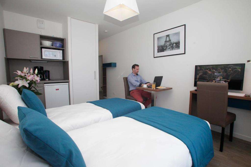 Residence Odalys Paris Rueil,Near Theatre Andre Malraux,3 star